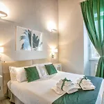 Bed and breakfast History
