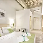 Bed and breakfast History 4*