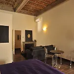Bed and Breakfast History 4*