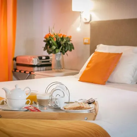 Bed & Breakfast History 2*