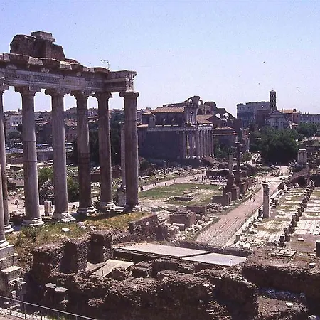 ヒストリー スイート ベッド・アンド・ブレックファスト