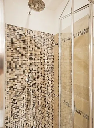 ヒストリー スイート 4* ローマ