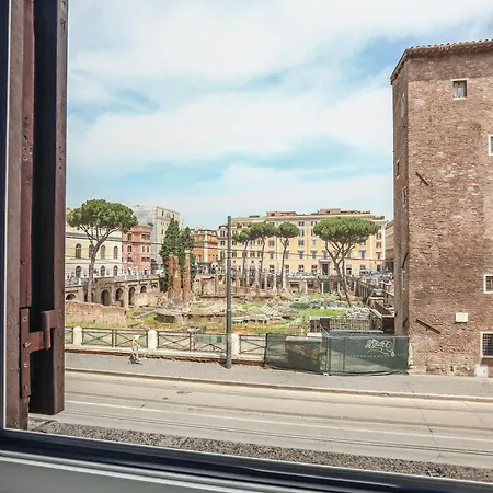 ヒストリー スイート ベッド・アンド・ブレックファスト 4*